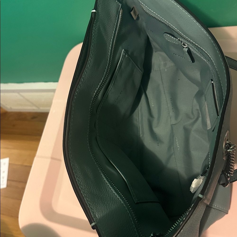 Coach purse - Picture 2 of 3